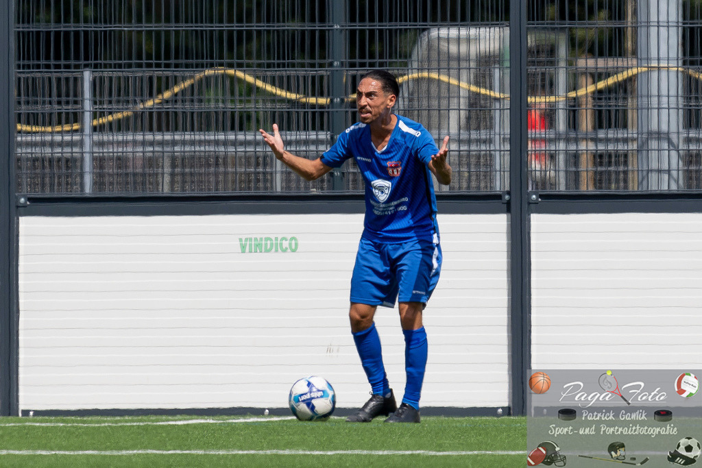 Testspiel: Spvgg. 03 Fechenheim - Türk Gücü Friedberg, 13.07.2024 | Kamil Yikilmaz (Türk Gücü Friedberg #7), Spvgg. 03 Fechenheim - Türk Gücü Friedberg, Frankfurt am Main, Sportanlage Birsteiner Straße, 13.7.2024 - Realisiert mit Pictrs.com
