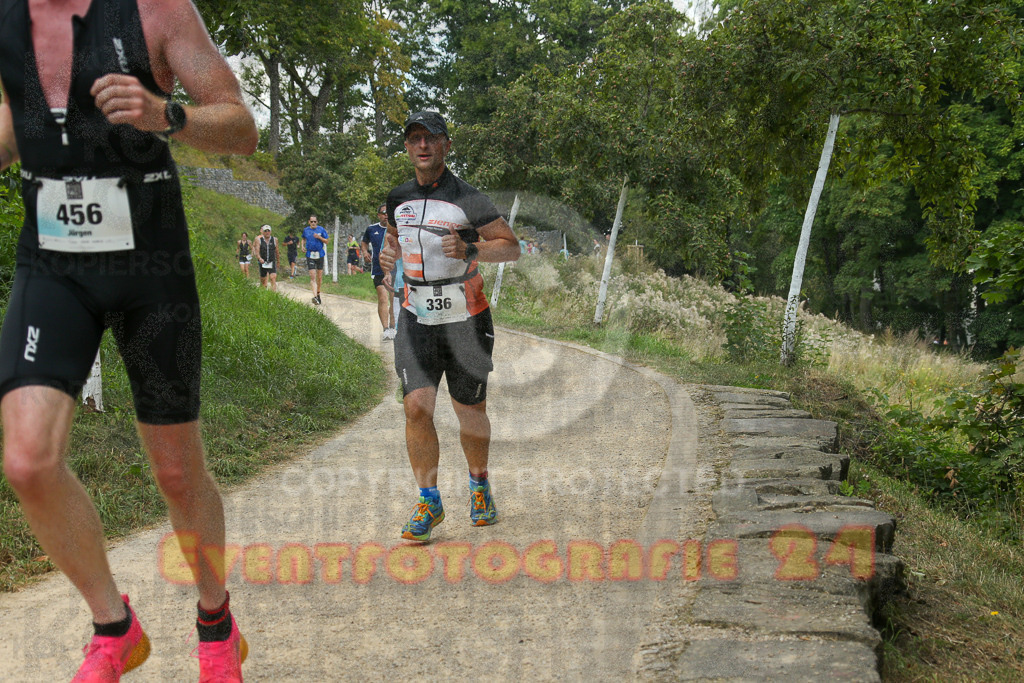 250824_1349_EX1_3841 | Sportfotografie im Rhein-Sieg Kreis, Köln, Bonn, NRW, Rheinland Pfalz, Hessen, etc. Unser Tätigkeitsfeld umfasst den Laufsport vom Volkslauf über den Marathon, Duathlon, Triathon bis zum Ultralauf wie Kölnpfad Ultra oder Schindertrail.