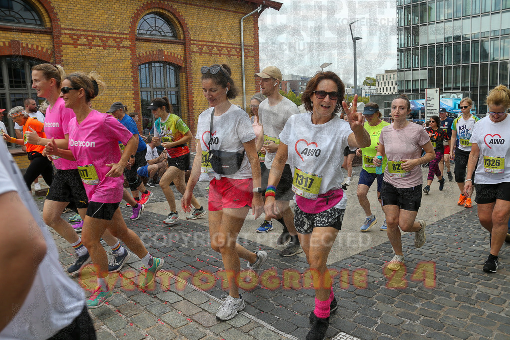 250920_1301_EX1_3825 | Sportfotografie im Rhein-Sieg Kreis, Köln, Bonn, NRW, Rheinland Pfalz, Hessen, etc. Unser Tätigkeitsfeld umfasst den Laufsport vom Volkslauf über den Marathon, Duathlon, Triathon bis zum Ultralauf wie Kölnpfad Ultra oder Schindertrail.