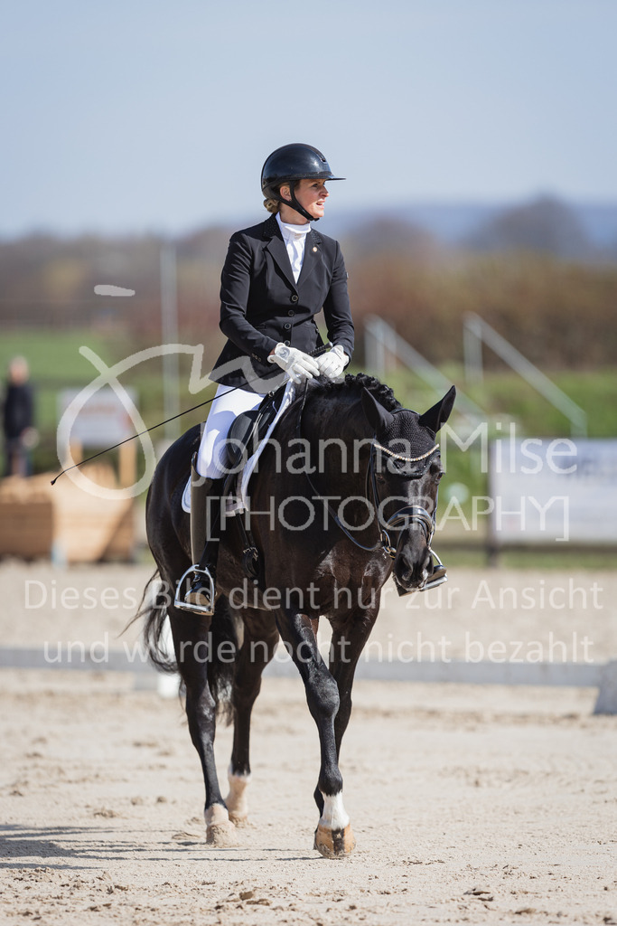 230410_Frühlingsfest_Dressurpf-M-105 | Deine schönsten Turniermomente als professionelle Fotos! Entdecke hochwertige Pferdesport-Fotografie im Online-Shop. Jetzt Fotos finden & bestellen!