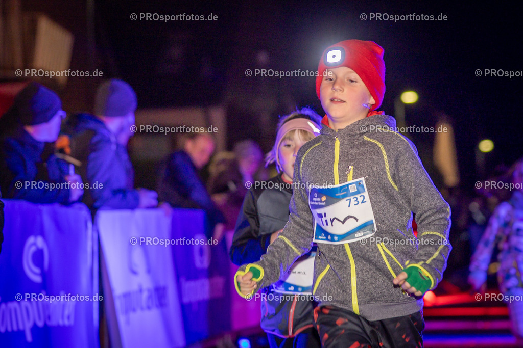 Martinslauf Sindorf 2023 in Kerpen-Sindorf, 09.11.2023 | Impressionen vom Martinslauf Sindorf 2023 am 09.11.2023 in Kerpen-Sindorf (Nordrhein-Westfalen).