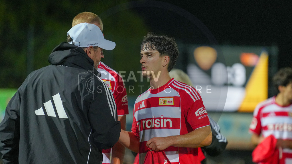 Fußball, Herren, Saison 2025/2026, Testspiel, Freundschaftsspiel, FSV 63 Luckenwalde vs. 1.FC Union Berlin, Mittwoch 08.10.2025, Werner-Seelenbinder-Stadion Luckenwalde, | Fußball, Herren, Saison 2025/2026, Testspiel, Freundschaftsspiel, FSV 63 Luckenwalde vs. 1.FC Union Berlin, Mittwoch 08.10.2025, Werner-Seelenbinder-Stadion Luckenwalde, Im Bild: - Realisiert mit Pictrs.com
