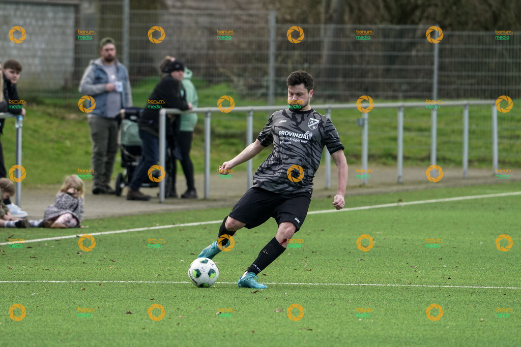 VfB Kirchhellen III vs VfL Grafenwald III - Derby 01.03.2026 | Foto: Daniel Böhm | bonum.media - Realisiert mit Pictrs.com