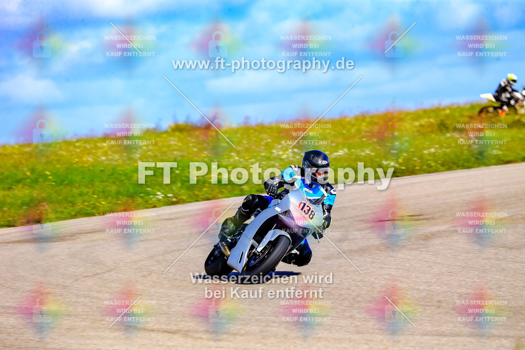 _OUR5214 | Hier findet Ihr Bilder von Touristenfahrten auf der Nürburgring Nordschleife oder von anderen Veranstaltungen die ich besucht habe. Viel Spass beim Durch Schauen 