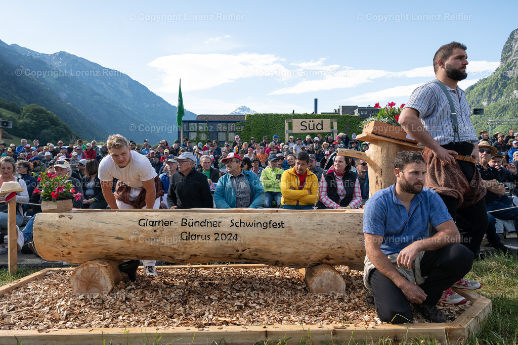 Schwingen -  Glarner Bündner 2024 | Glarus, 20.5.24, Schwingen - Glarner Bündner.