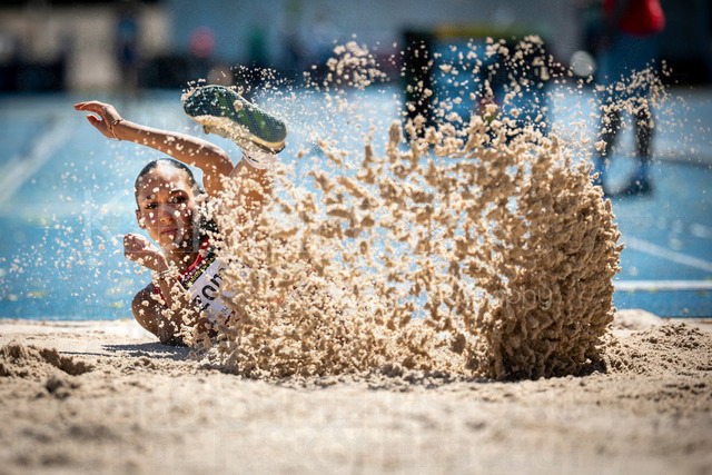 Juniorengala 2026; Mannheim, 13.06.2026 | MANNHEIM, GERMANY - JUNE 13, 2026 : Emily Uzoma (GER/SC Poppenbuettel)  competing in the women’s triple jump during the Juniorengala 2026 at Michael-Hoffmann-Stadion on June 13, 2026 in Mannheim, Germany.