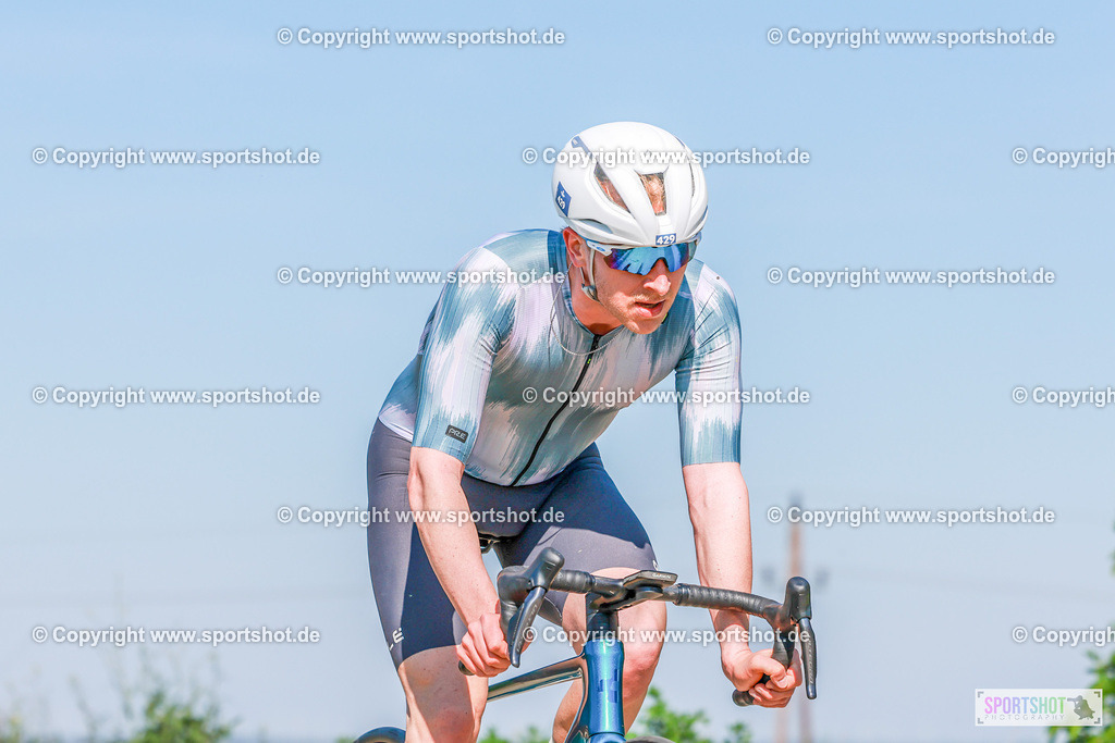 472_AR7_4214 | Neusiedlersee Radmarathon 2026@sportshot_your_pictrs #yourpictures#roadtowm2029 #nrm #neusiedlerseeradmarathon #neusiedlersee #neusiedlerseetourismus #burgenland #mörbisch #nrm26 #burgenlandtourismus #voglundco #poweredbyburgenlandtourismus #radsport #rad #marathon #ucigranfondo #visitburgenland #ucigranfondoworldseries