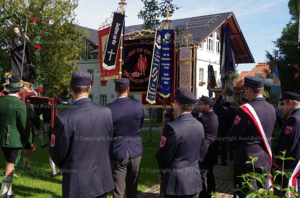 IMGP4913 | fotografiert von Axel PollmannLeonhardi Wallfahrt Benediktbeuern und Murnau, Fronleichnam, Fasching, Landschaft im Loisachtal und Benediktbeuern  - Realisiert mit Pictrs.com
