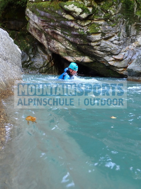 P9210029 | Bestelle die Bilder deines Berg- oder Wasser-Abenteuers mit Mountain Sports bequem von zu Hause aus direkt über unseren Online Fotoshop von pictrs.com. - Realisiert mit Pictrs.com