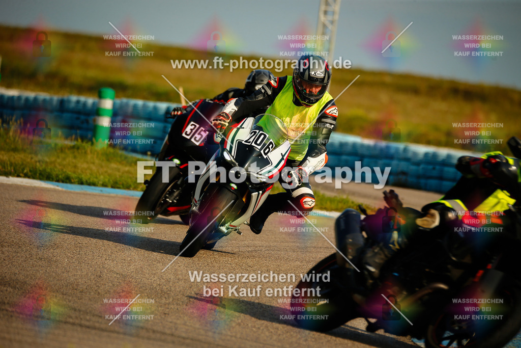 _MOT5303 | Hier findet Ihr Bilder von Touristenfahrten auf der Nürburgring Nordschleife oder von anderen Veranstaltungen die ich besucht habe. Viel Spass beim Durch Schauen 