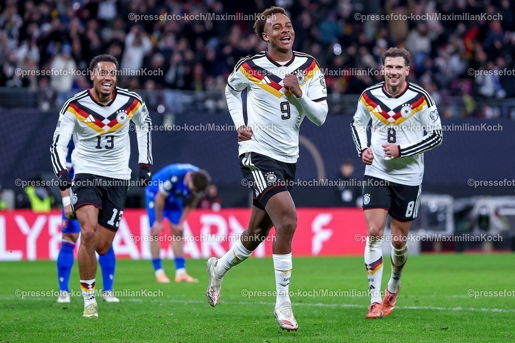 DFB17112503039 | 17.11.2025, Fußball, Länderspiel, WM-Qualifikation Europa, Deutschland - Slowakei, Red Bull Arena (Leipzig), 10. Spieltag, Saison 2025 2026: Torjubel nach dem Tor zum 6:0 durch Torschütze Forzan Assan Ouedraogo (GER #09)  zusammen mit  Felix Nmecha (GER #13) Leon Goretzka (GER #08)  Regulations prohibit any use of photographs as image sequences and or quasi-video.