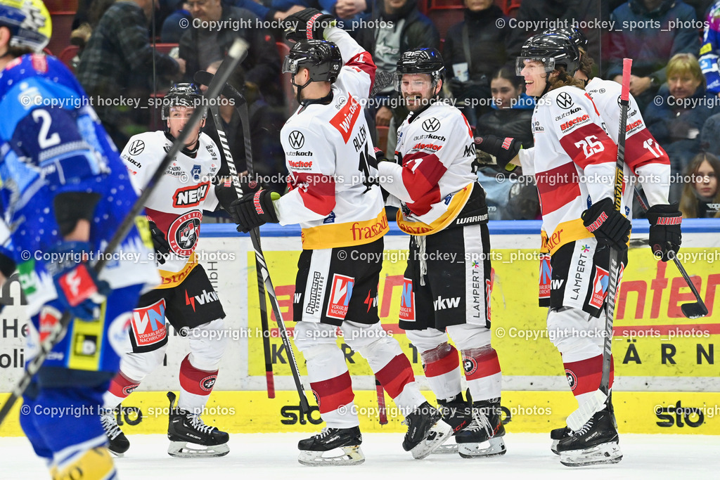 EC IDM Wärmepumpen VSV vs. Pioneers Vorarlberg | Jubel Pioneers Vorarlberg Mannschaft, #25 Metzler Julian PIONEERS VORARLBERG, #17 Cooper Oliver PIONEERS VORARLBERG, #71 Macierzynski Kevin PIONEERS VORARLBERG, #12 Passolt Joshua PIONEERS VORARLBERG, EC IDM Wärmepumpen VSV vs. Pioneers Vorarlberg, EC IDM Wärmepumpen VSV vs. Pioneers Vorarlberg am 14.12.2024 in Villach (Stadthalle Villach), Austria, (Photo by Bernd Stefan)