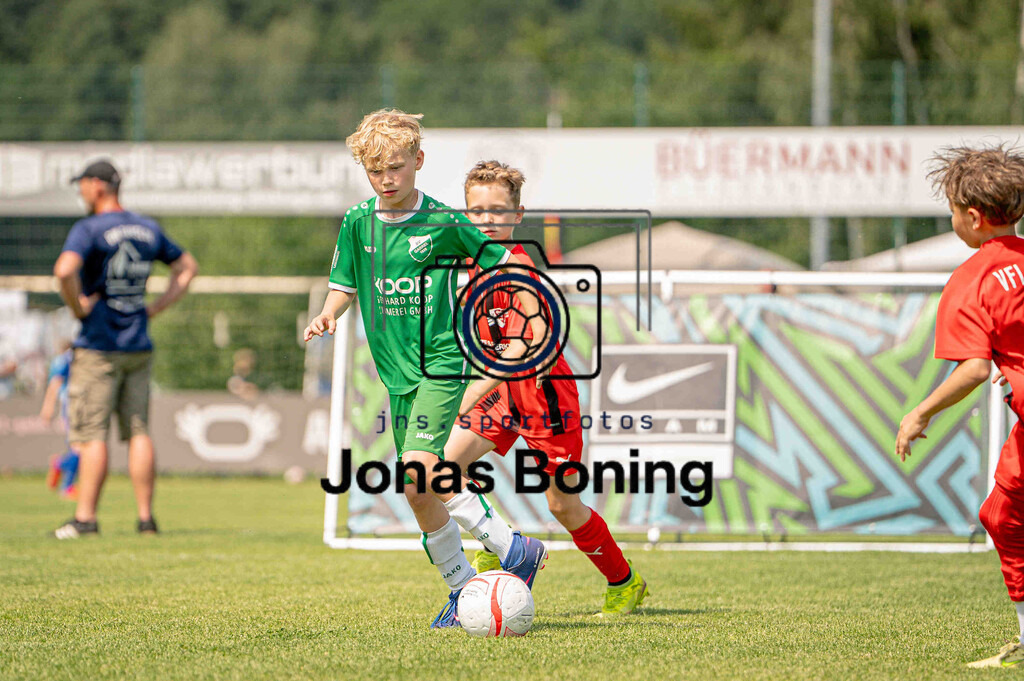 Fußball I E-Junioren I Saison 2025-2026 I OM-Cup Lüsche I Samstag  I 22464 | jns.sportfotos - Realisiert mit Pictrs.com