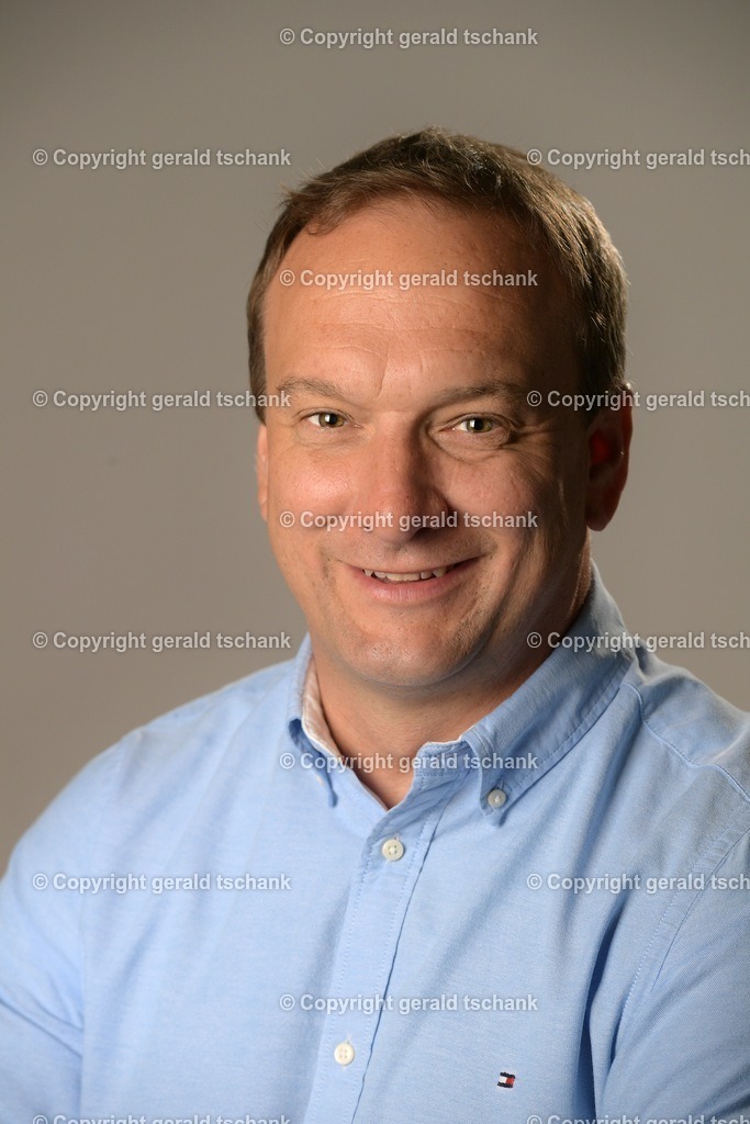 DSC_2343 | Wählen Sie hier bitte Ihr bestes Foto aus, mit diesem Bild wird Ihr Set produziert. Sollten Sie kein Bild wählen oder mehrere suchen wir das Beste aus!