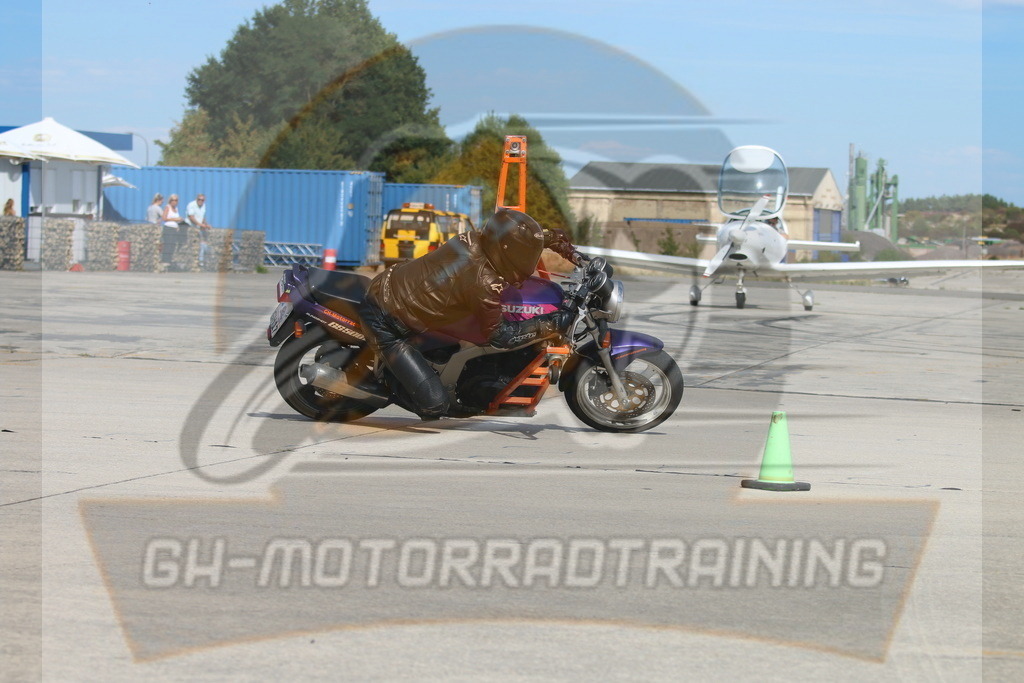 IMG_3821 | gh-motorradtraining-foto.de - Realisiert mit Pictrs.com