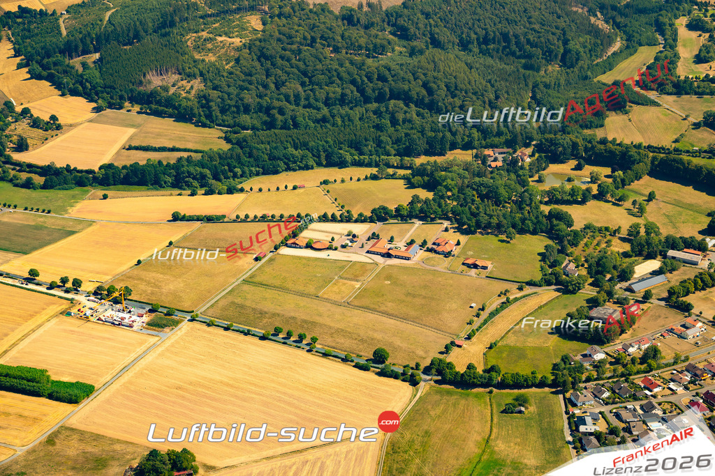 Das Luftbild der Stadt Oberaula wurde 2022 vom Flugzeug heraus erstellt (keine Drohnen-Aufnahmen) Aufnahmehöhe ca.450 Meter- hohe Bildauflösung und Druck-Qualität. Garantiert!