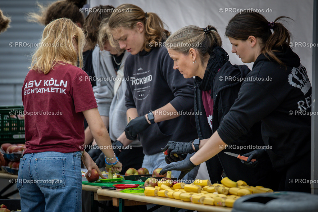 21. ASV Nachtlauf; Koeln, 08.05.24 | Impressionen vom 21. ASV Nachtlauf am 08.05.24 am Tanzbrunnen in Koeln. Foto: BEAUTIFUL SPORTS/Axel Kohring
