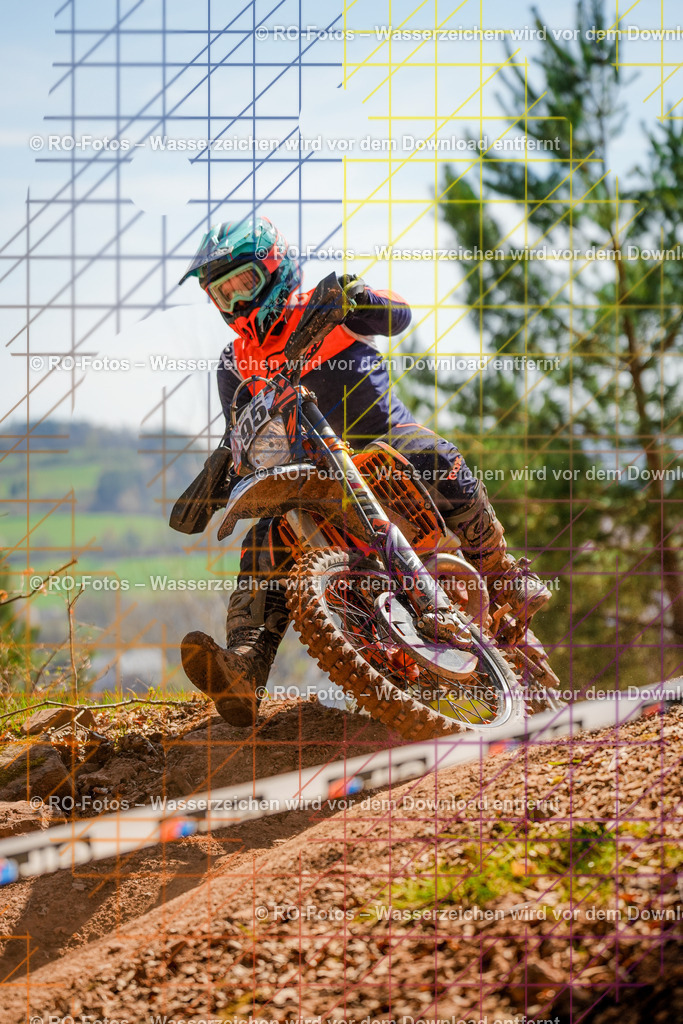 2 Lauf Mernes-900 | Sportfotografie von RO-Fotos: Motorsport, Motocross, Enduro, Laufveranstaltungen und Triathlon. Professionelle Fotos von Sportlern und Events. - Realisiert mit Pictrs.com