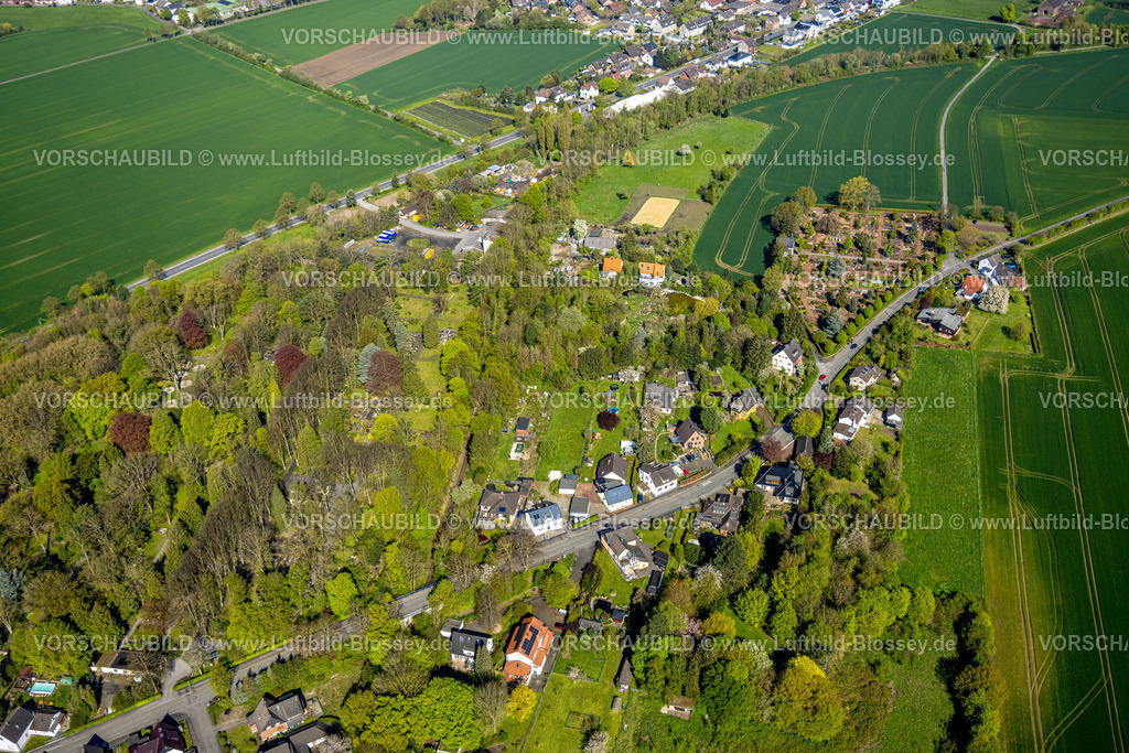 Kamen230406010 | Luftbild, Friedhof Kamen-Mitte und evang. Friedhof Overberge, Kamen, Ruhrgebiet, Nordrhein-Westfalen, Deutschland