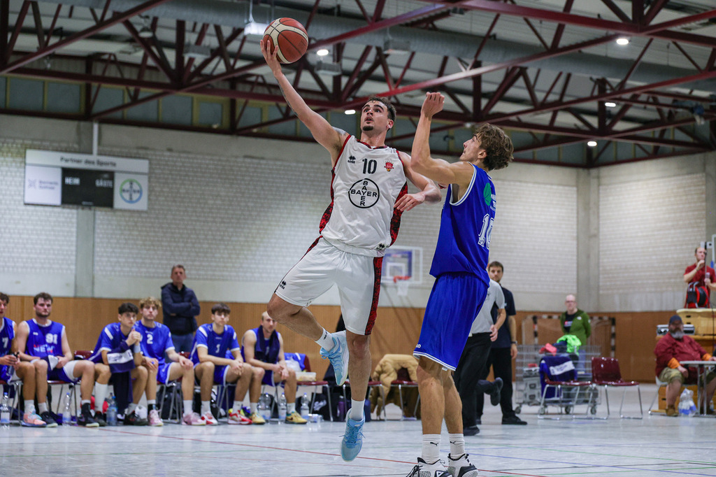 Regio BAYER GIANTS vs NEW Elephants Grevenbroich-96 | Fotos von Basketballspielen aus dem Raum NRW fotografiert von Gero Mueller-Laschet und Daniel Schaefer - Realisiert mit Pictrs.com