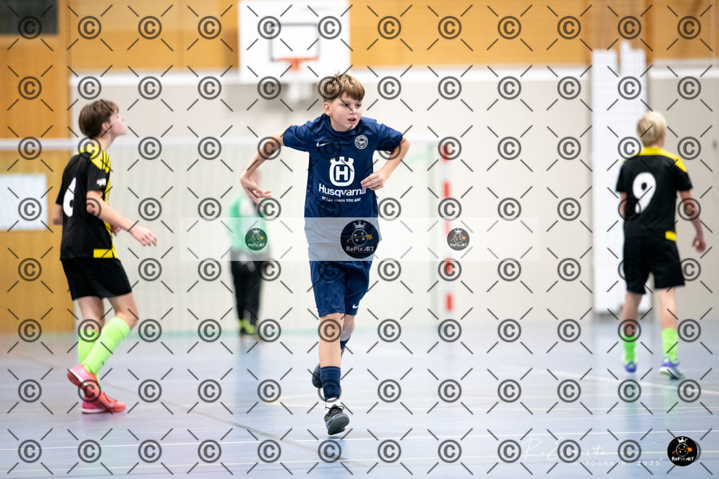 20251122_20251122_FCR-Hallenturnier-D-1_008-57 | Sport und Naturfotografie von Roberto Esposito zeigt echte Momente Bewegung und die Schönheit der Natur. Ausdrucksstarke Bilder schaffen Emotionen.