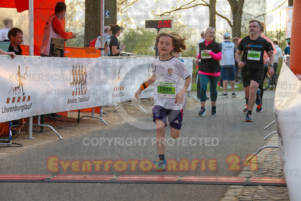 250328_1810_EX1_7069 | Sportfotografie im Rhein-Sieg Kreis, Köln, Bonn, NRW, Rheinland Pfalz, Hessen, etc. Unser Tätigkeitsfeld umfasst den Laufsport vom Volkslauf über den Marathon, Duathlon, Triathon bis zum Ultralauf wie Kölnpfad Ultra oder Schindertrail.