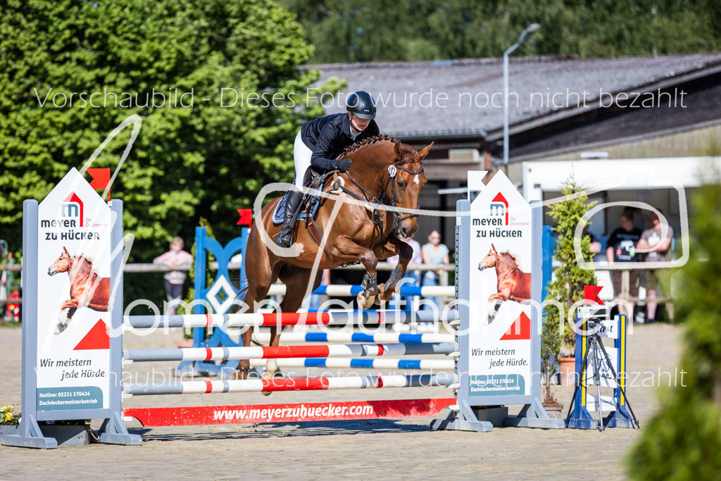 Donop24-A2Spr-008 | MomenTaufnahmen Pferdesportfotos