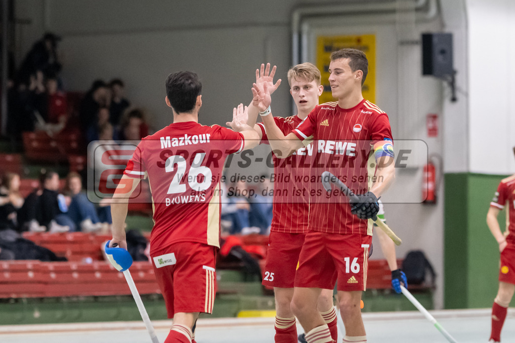 SFE_20230114_0048 | 1. Bundesliga Hockey Herren Rot-Weiss Köln - Uhlenhorst Mülheim am 14.01.2023 in Köln (KTHC Stadion Rot-Weiss Köln Tennis and Hockey Club), Photo: Stephan Fehrmann 2022 (Sports-Gallery),Elian Mazkour ( Rot-Weiss Köln #26 ) ,Antheus Barry ( Rot-Weiss Köln #16 )