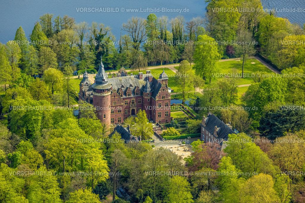 Nettetal240402877KrickenbeckerSeen | Luftbild, Schloss Krickenbeck, Naturschutzgebiet umgeben von Seen und Waldgebiet, Leuth, Nettetal, Niederrhein, Nordrhein-Westfalen, Deutschland