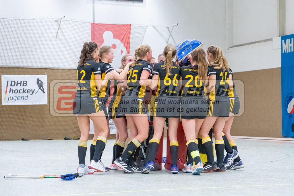 HK_20230226_105340 | Deutsche Meisterschaft WU16 Finale / Ehrungen Harvestehuder THC - 1. Hanauer THC am 26.2.2023 DSC 99, Düsseldorf ,