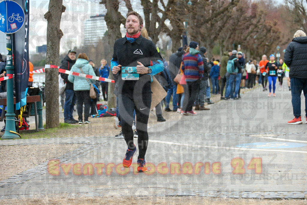 231231_1209_EX1_5952 | Sportfotografie im Rhein-Sieg Kreis, Köln, Bonn, NRW, Rheinland Pfalz, Hessen, etc. Unser Tätigkeitsfeld umfasst den Laufsport vom Volkslauf über den Marathon, Duathlon, Triathon bis zum Ultralauf wie Kölnpfad Ultra oder Schindertrail.