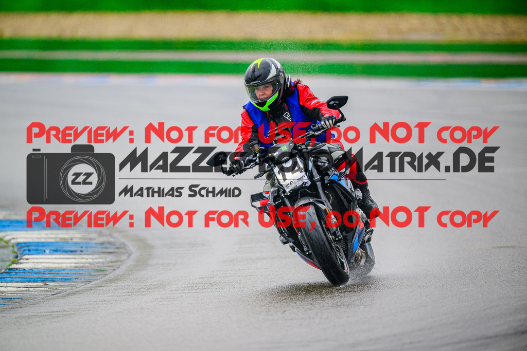 MaZZes_FotoMatrix_240521_6007705_5598 | INST