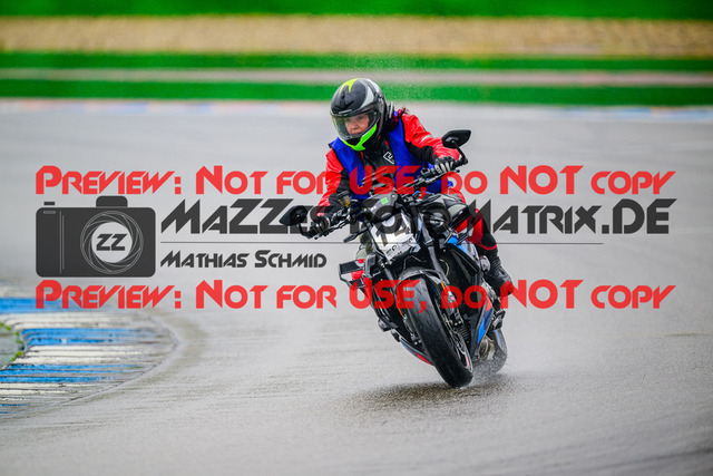 MaZZes_FotoMatrix_240521_6007705_5598 | INST