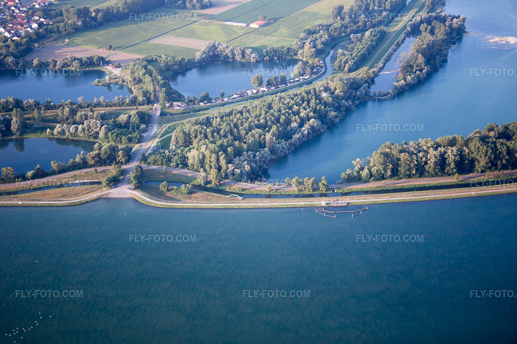 Aerial view: View of the town in Fort-Louis in the state Bas-Rhin, France.Photo: IMG_093101.jpg taken on 08/16/2016 by Werner Riehm/FLY-FOTO.comResolution of the original: 5472 x 3648 px