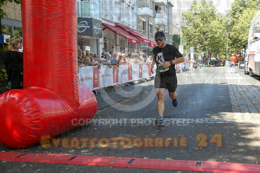 250621_1156_EX1_4379 | Sportfotografie im Rhein-Sieg Kreis, Köln, Bonn, NRW, Rheinland Pfalz, Hessen, etc. Unser Tätigkeitsfeld umfasst den Laufsport vom Volkslauf über den Marathon, Duathlon, Triathon bis zum Ultralauf wie Kölnpfad Ultra oder Schindertrail.