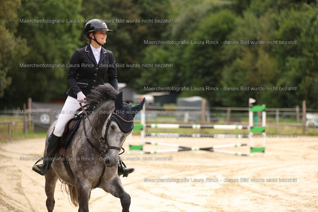 HG9A8592 | laurarinckfotografie - Realisiert mit Pictrs.com