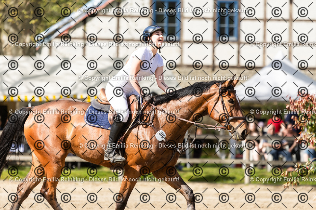 CL5A5041 | Emilia Reinking Fotografie - Realisiert mit Pictrs.com