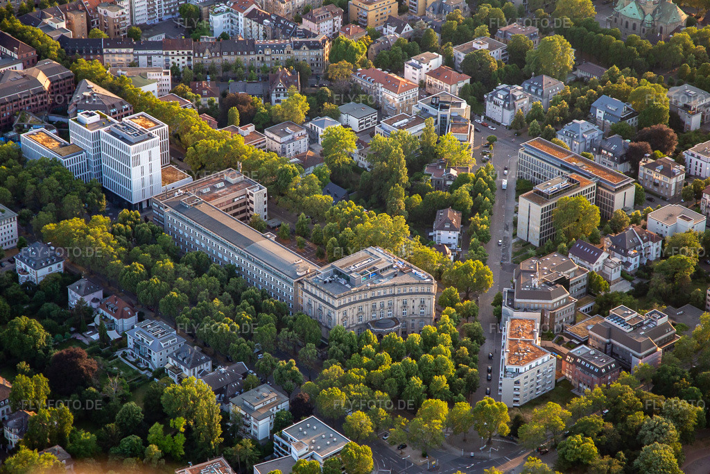 Luftbild: Palais Lanz Verwaltungs GmbH im Ortsteil Oststadt in Mannheim im Bundesland Baden-Württemberg in Deutschland. Foto: IMG_137171.jpg vom 24.06.2023 durch Werner Riehm/FLY-FOTO.dePalais Lanz