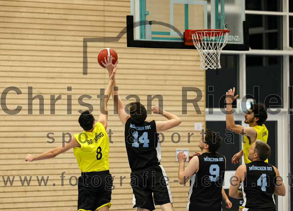 2022-12-04_018_SG_Poing_gegen_TSV_Muenchen_Ost_4 | Poing, Deutschland, 04.12.2022:
Basketball, Bezirksklasse 2021 / 2022, 8. Spieltag, SG Poing gegen TSV München Ost 4, Endergebnis: 37:65

Foto: Christian Riedel / fotografie-riedel.net