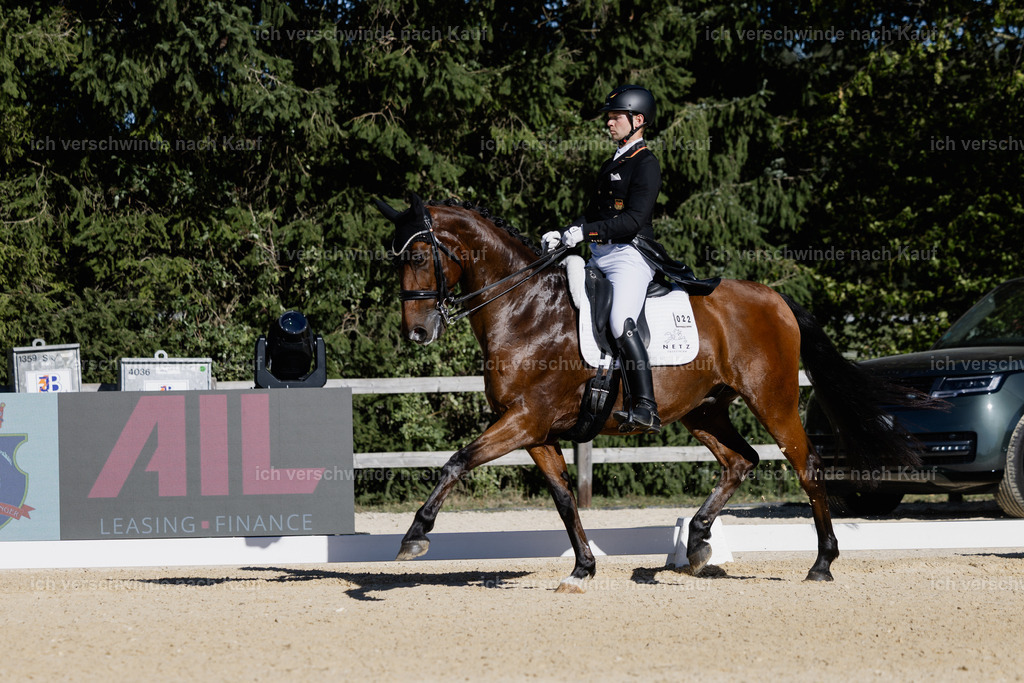FHC2026_P09_22_18405 | Fichtenhof Classics 2026 – Grand Prix de Dressage - VOLTAIRE Design Preis, Reitanlage Fichtenhof, Sch ftlarn