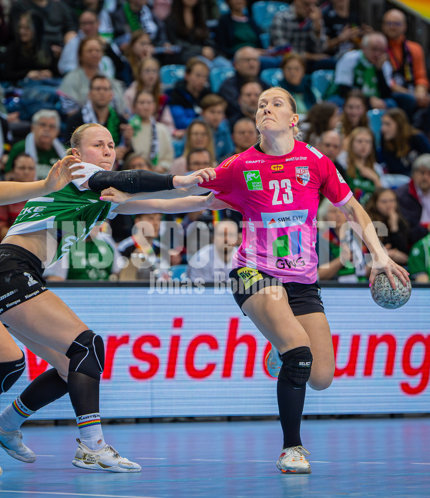 Handball I Frauen I Saison 2025-2026 I 1. HBF I 15. Spieltag I VFL Oldenburg - SV Union Halle-Neustadt 0107 | Marie Polakova (23, SV Union Halle-Neustadt) - Realisiert mit Pictrs.com