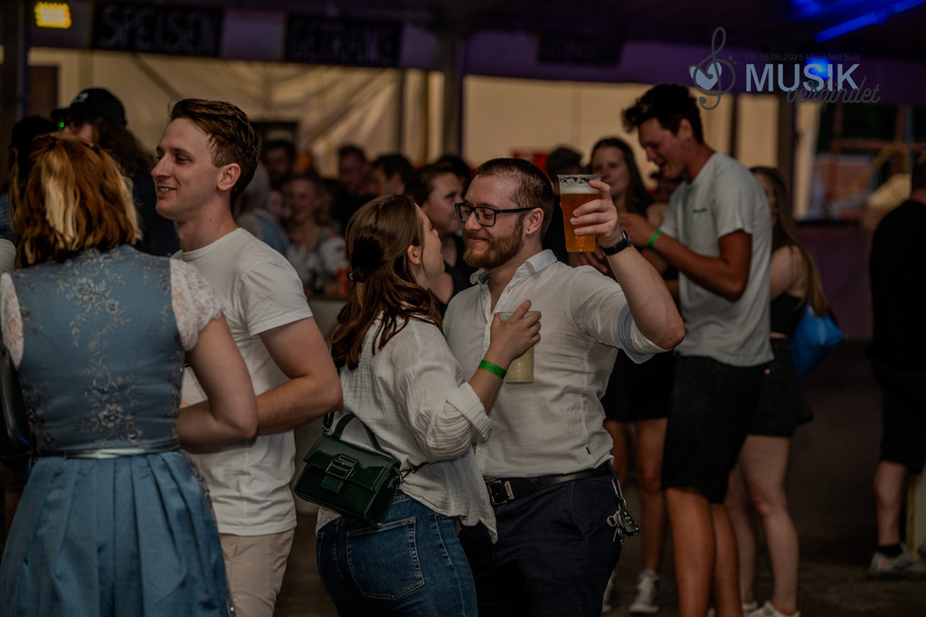 DSC_3386 | "Fussifoto.com – Ihr Ansprechpartner für hochwertige Fotografie! Entdecken Sie kreative Bilder und professionelle Dienstleistungen. Kontaktieren Sie uns für Ihre Projekte!"