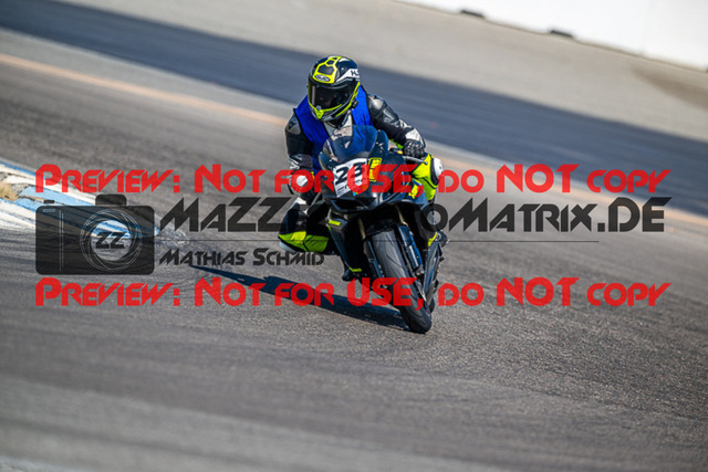 MaZZes_FotoMatrix_230410_9899 | INST