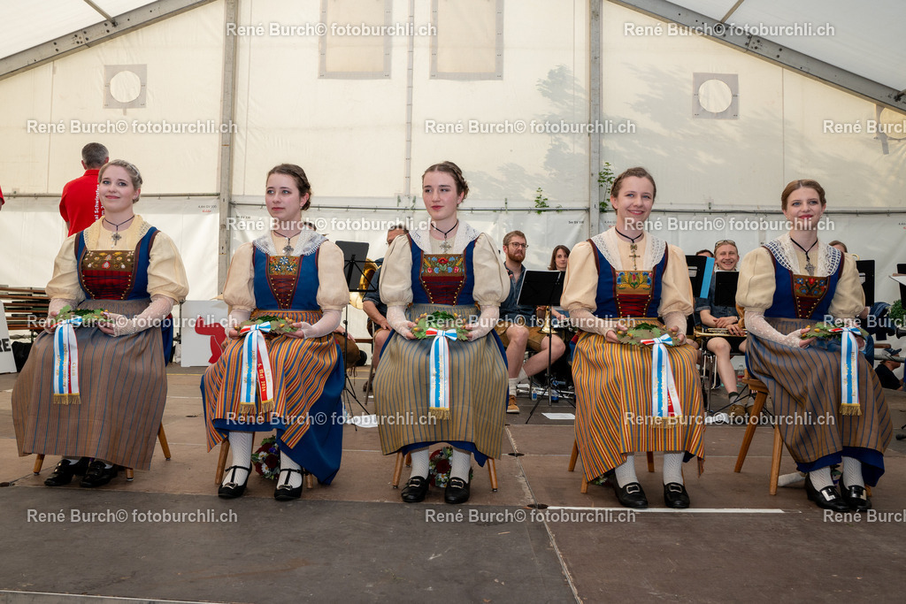 RB-06924 | René Burch leidenschaftlicher Fotograf aus Kerns in Obwalden.  Hier finden sie Sport, Landschaft und Natur Fotografie.
 - Realisiert mit Pictrs.com