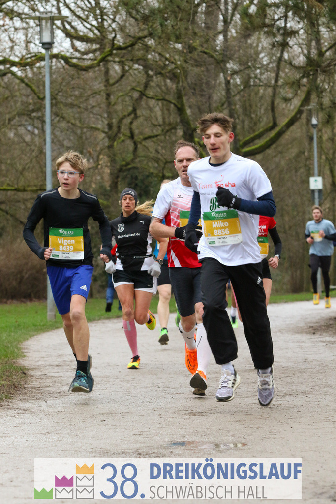 5km Roewisch Wohnbau Cup | 3 Koenigslauf 2024 5km Roewisch Wohnbau Cup - Realisiert mit Pictrs.com