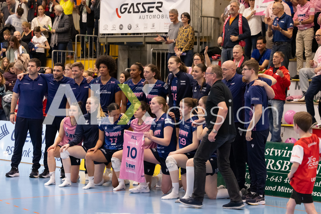 Volleyball I Frauen I Saison 2025-2026 I Volleyball NLA | Women I 1/2 Finals I  VC Kanti Schaffhausen - Sm'Aesch Pfeffingen I 22.03.2026 | Teamfoto Sm'Aesch Pfeffingen - Realisiert mit Pictrs.com