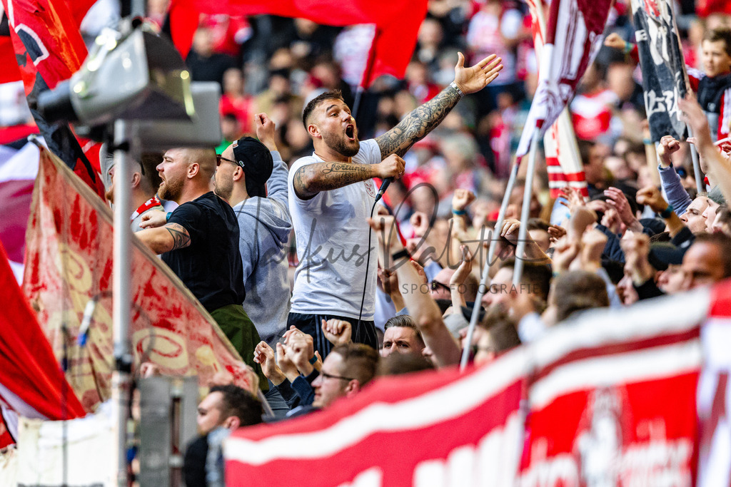 Fortuna Düsseldorf vs. Karlsruher SC | Düsseldorf, 30.04.2023: 2. Bundesliga, 30. Spieltag, Fortuna Düsseldorf gegen Karlsruher SC in der Merkur Arena in Düsseldorf. Foto: sportfotografie.ms | Markus Paletta - Realisiert mit Pictrs.com