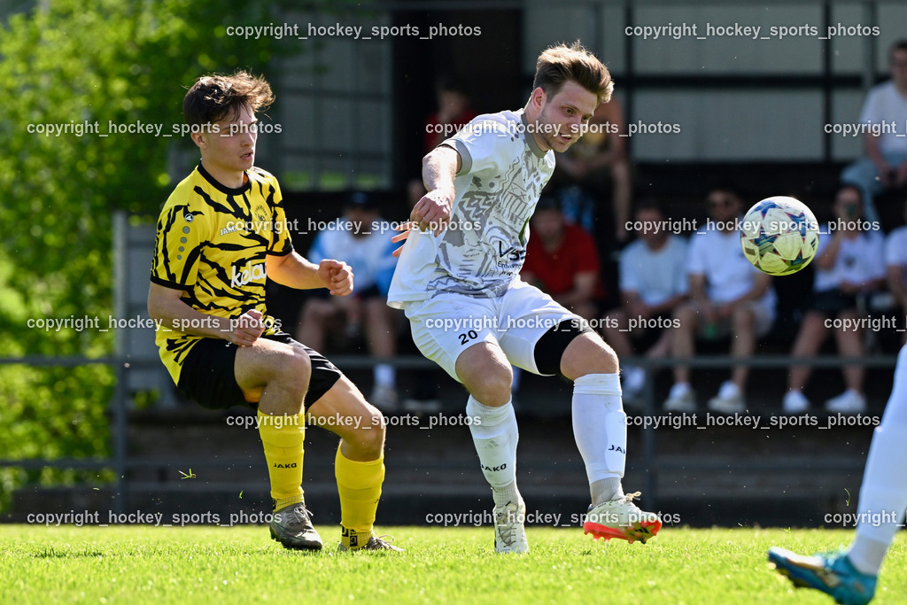 SC Magdalen vs. FC Faakersee | #7 Felix Michael Bachlechner FC Faakersee, #20 David Christoph Kargl SC Magdalen, SC Magdalen vs. FC Faakersee, SC Magdalen vs. FC Faakersee am 14.04.2024 in Villach (Sportplatz St. Magdalen), Austria, (Photo by Bernd Stefan)