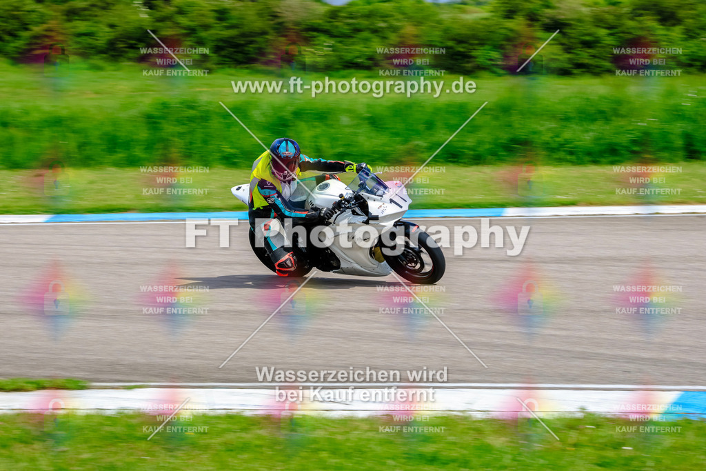 MotoTeam-9258 | Hier findet Ihr Bilder von Touristenfahrten auf der Nürburgring Nordschleife oder von anderen Veranstaltungen die ich besucht habe. Viel Spass beim Durch Schauen 