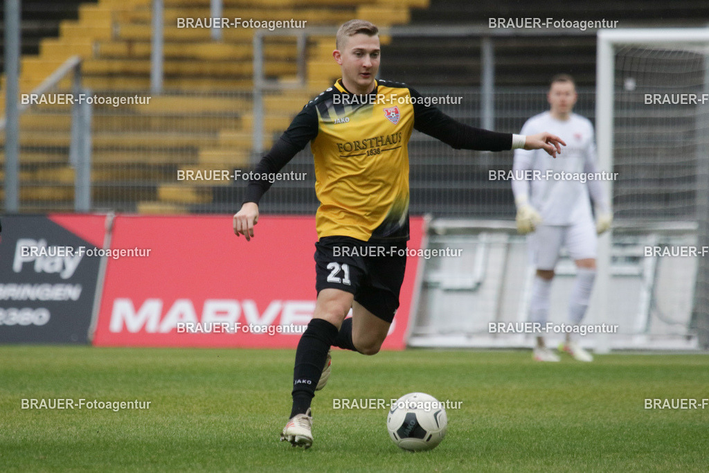KFC Uerdingen - TSV Meerbusch | Krefeld, Deutschland, 07.12.25 Jan Bachmann (KFC Uerdingen) in Aktion während des Oberliga Niederrhein Spiels zwischen KFC Uerdingen - TSV Meerbusch im Krefelder Grotenburg Stadion am 07. Dezember 2025 in Krefeld (Foto von Ralph Görtz / Brauer-Fotoagentur)